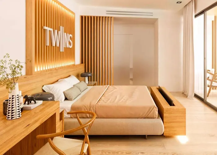 The Ibiza Twiins - 4* Sup